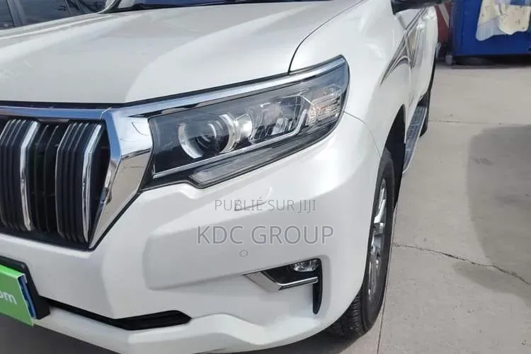 Toyota Land Cruiser Prado 2018 Blanc