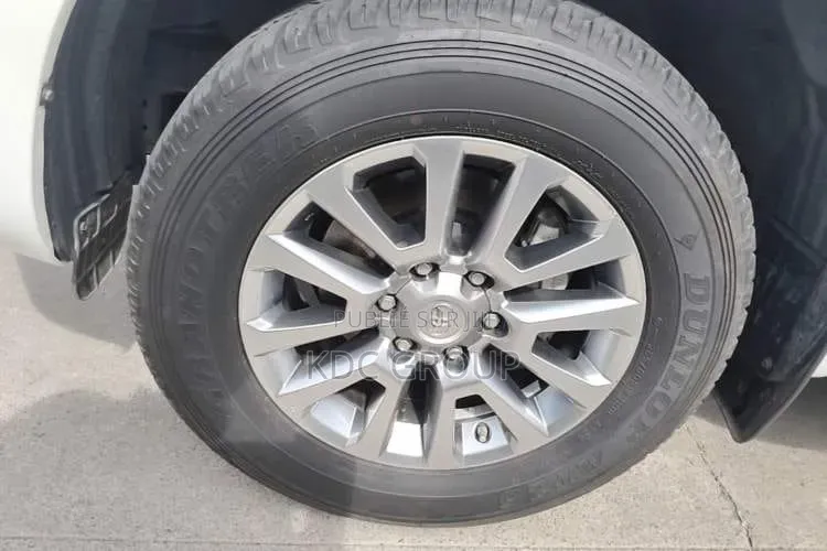 Toyota Land Cruiser Prado 2018 Blanc