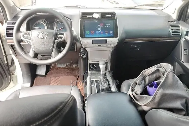 Toyota Land Cruiser Prado 2018 Blanc