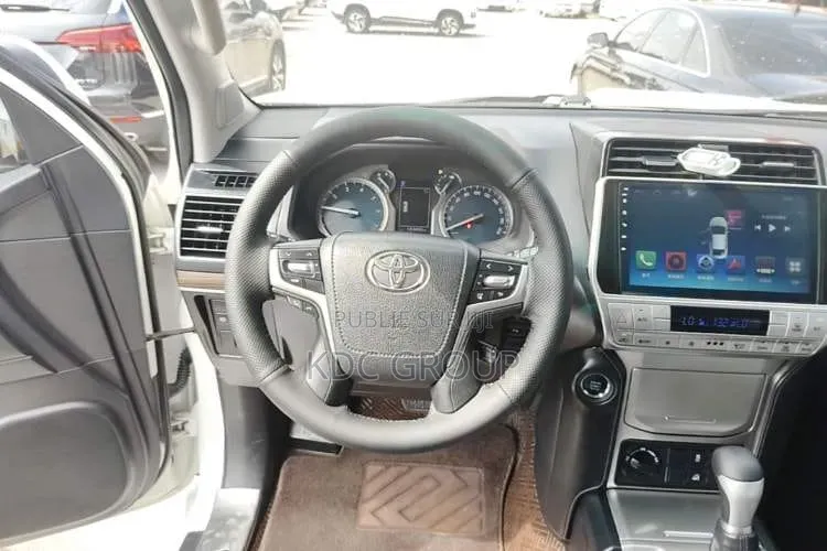 Toyota Land Cruiser Prado 2018 Blanc