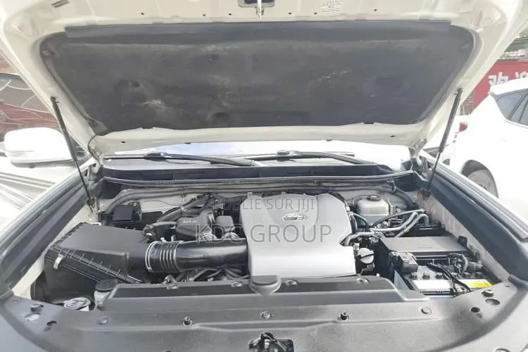 Toyota Land Cruiser Prado 2018 Blanc