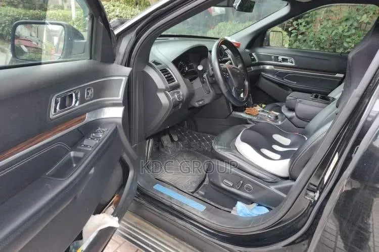 Ford Explorer 2017 Noir
