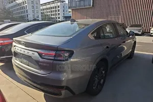 Ford Mondeo 2025 Gris