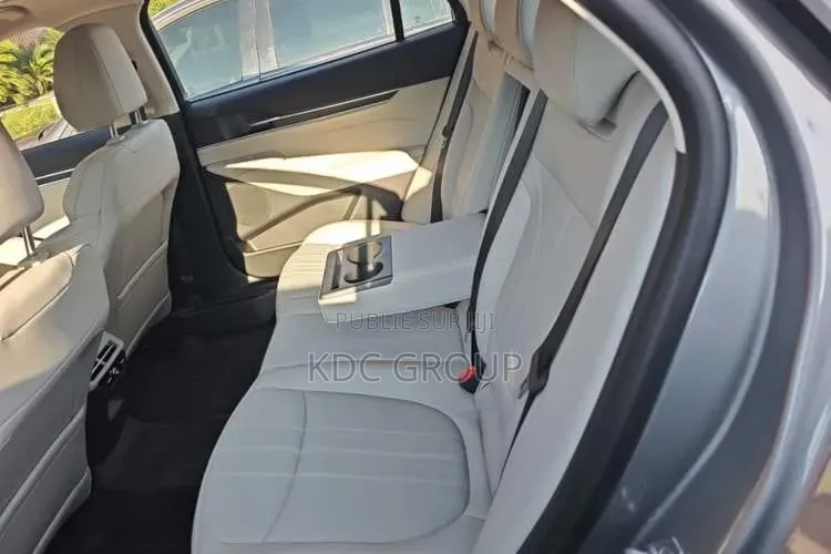 Ford Mondeo 2025 Gris