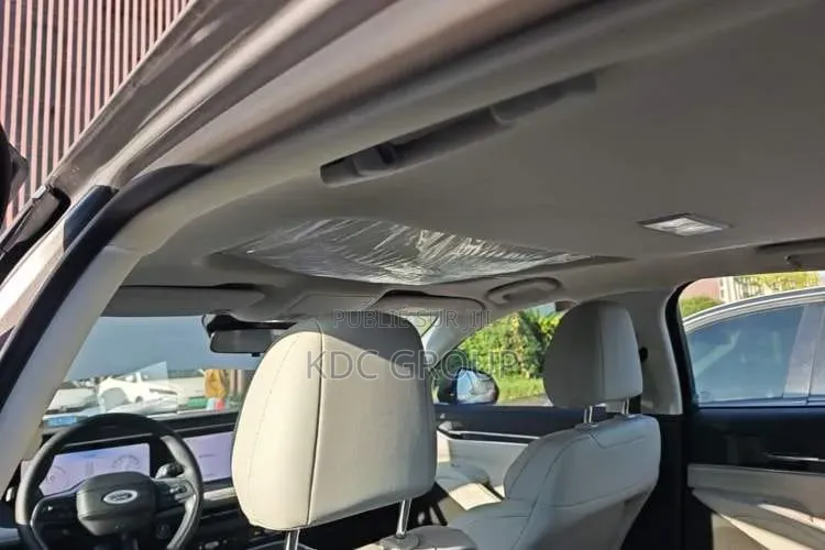 Ford Mondeo 2025 Gris