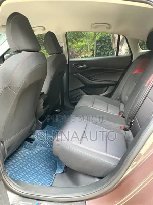 MG MG5 180DVVT Manual Youth 2023 Gris