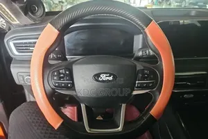 Ford Explorer 2023 Gris