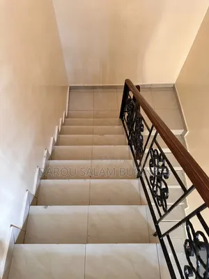 3chbre Villa dans Yoff Onomo à Louer