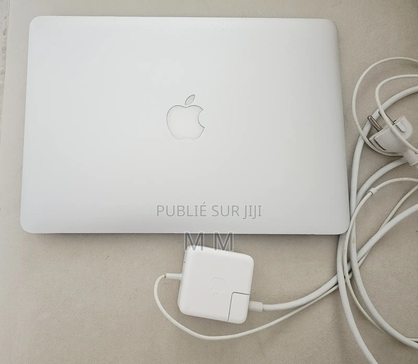 Nouveau Ordinateur portable Apple MacBook 8GB Intel Core i5 SSD 512GB