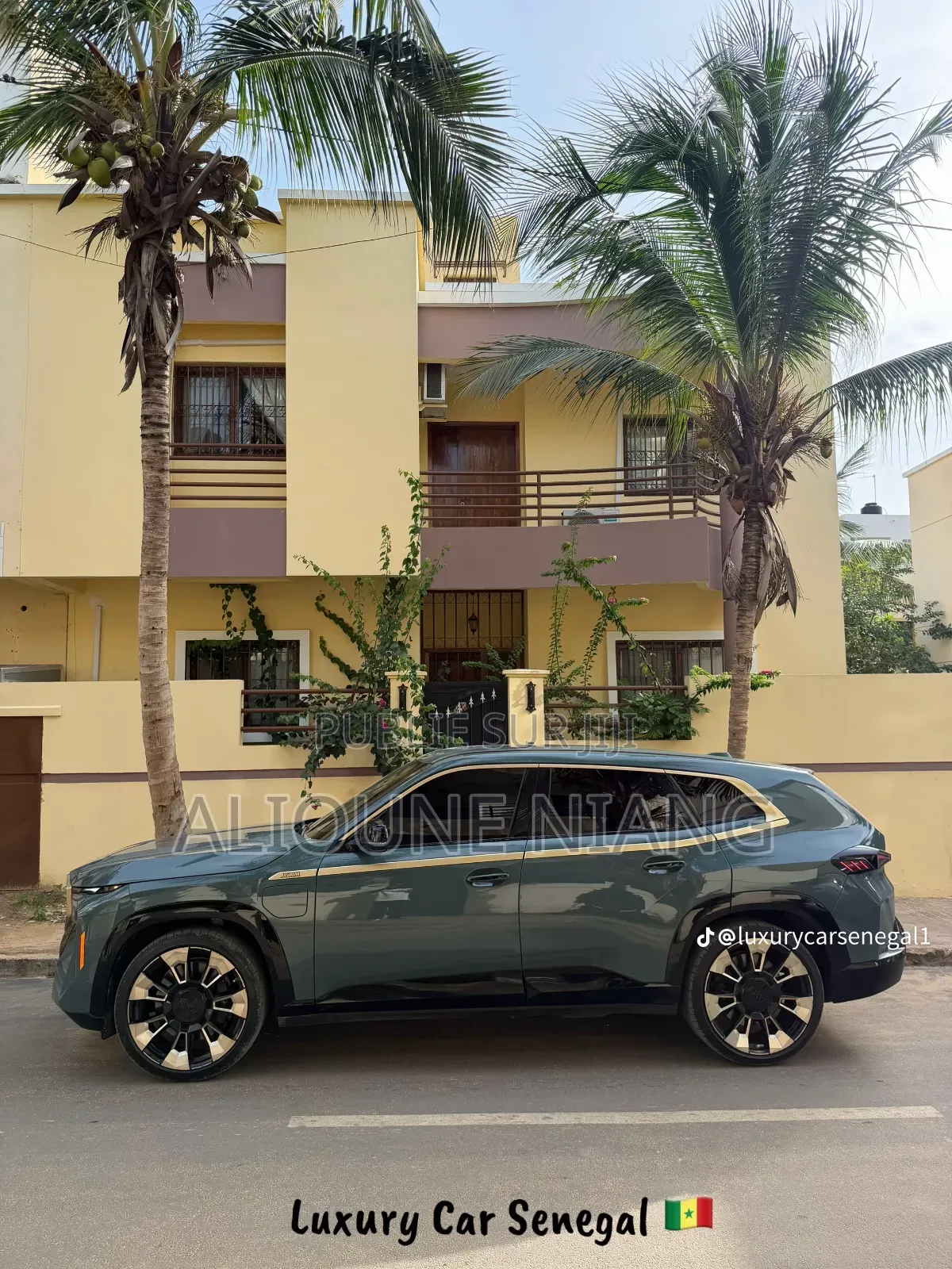 Nouveau BMW XM Base AWD 2023 Vert
