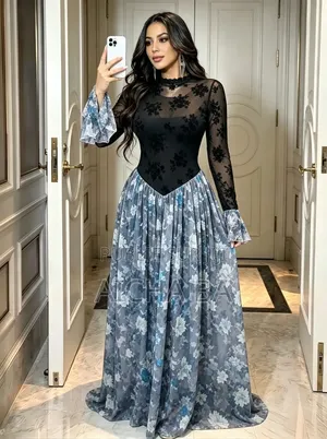 Robe Élégante Disponible