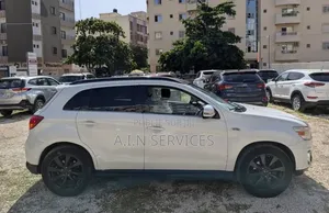 Mitsubishi RVR 2015 Blanc