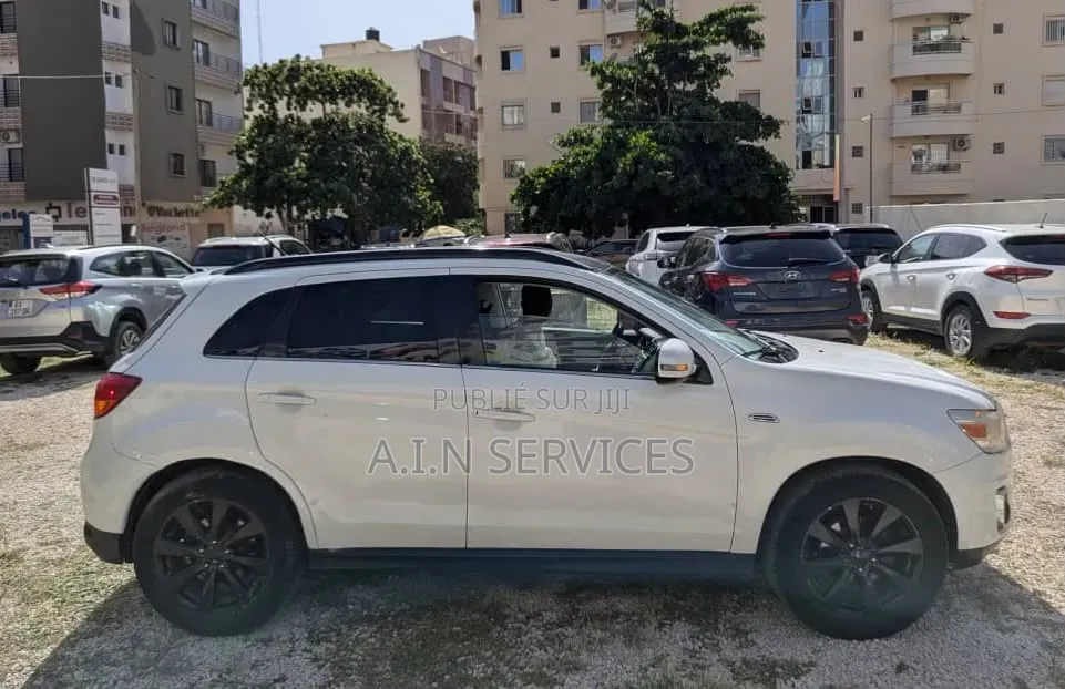 Mitsubishi RVR 2015 Blanc