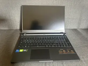Nouveau Gigabyte AORUS 15P 32GB Intel Core i7 SSD 1T