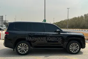 Toyota Land Cruiser Prado 2024