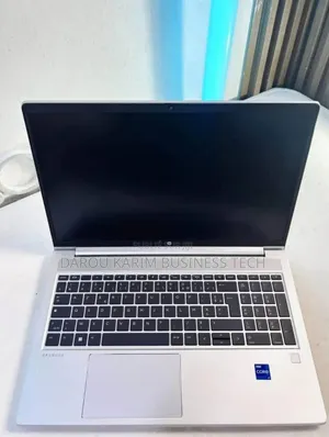 Nouveau Ordinateur portable HP ProBook 450 16GB Intel Core i7 SSD 512GB