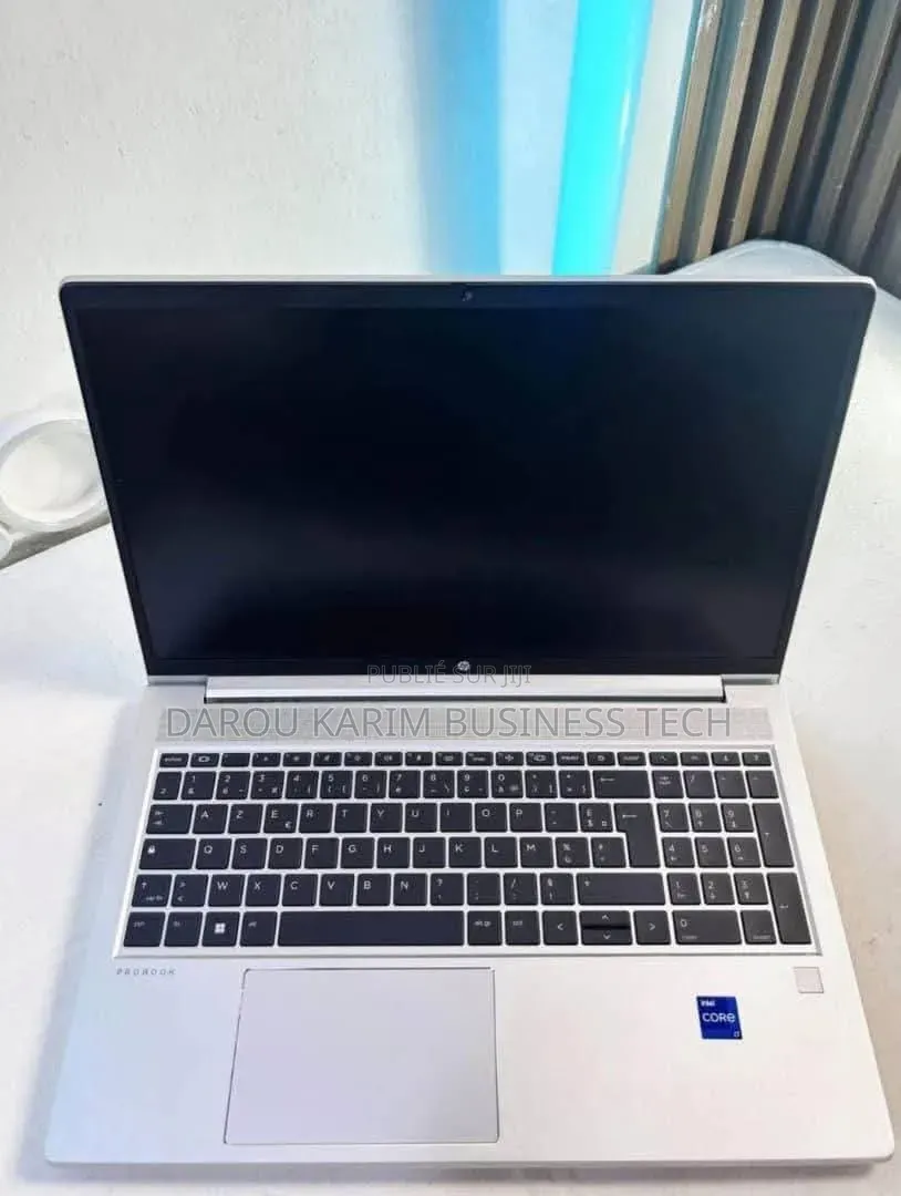 Nouveau Ordinateur portable HP ProBook 450 16GB Intel Core i7 SSD 512GB