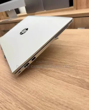Nouveau Ordinateur portable HP ProBook 450 16GB Intel Core i7 SSD 512GB