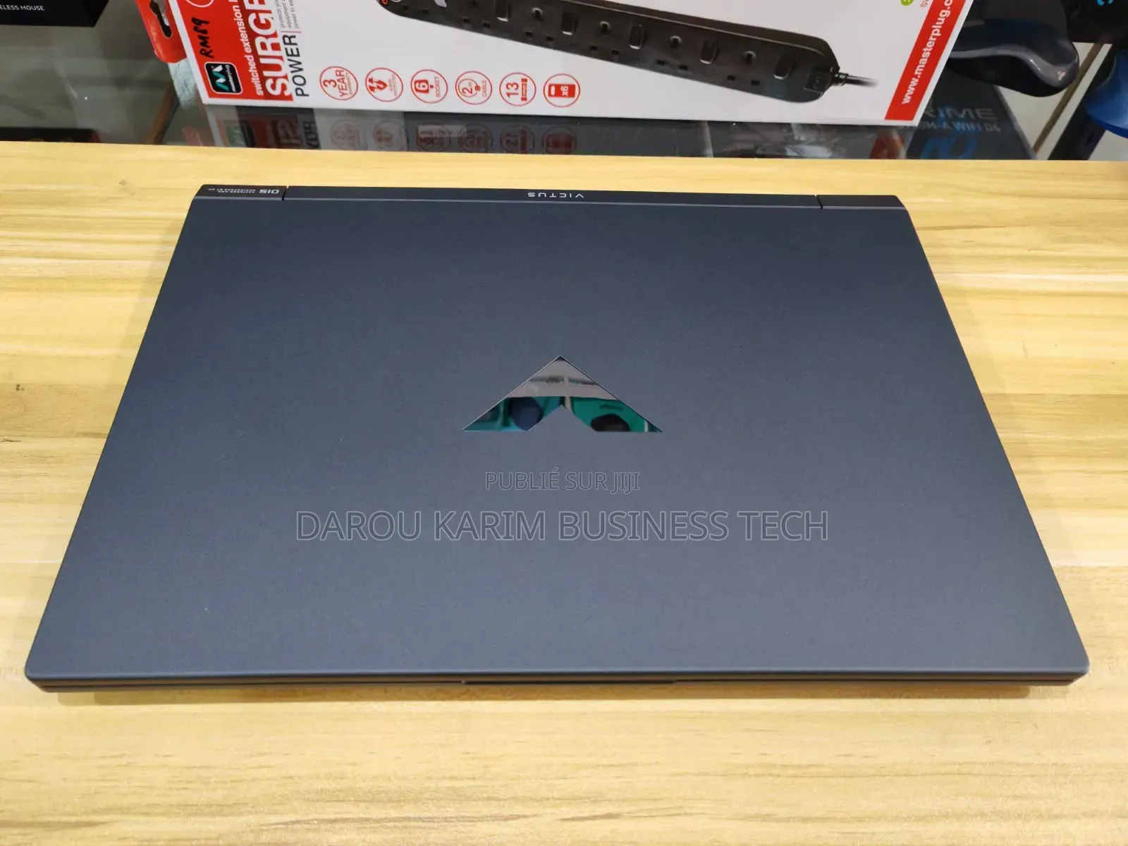 Nouveau Ordinateur portable HP Victus 15 16GB Intel Core i7 SSD 1T