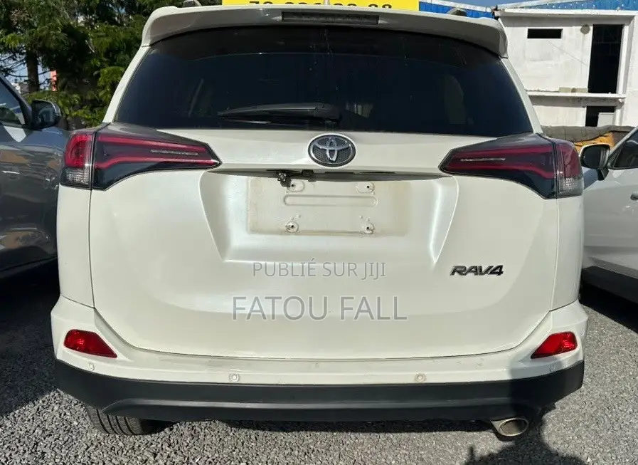 Toyota RAV4 2018 Blanc