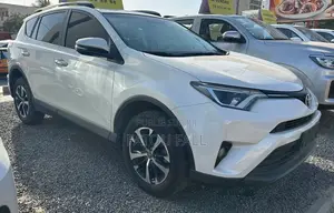 Toyota RAV4 2018 Blanc