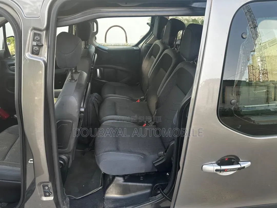 Peugeot Partner 2015 Gris