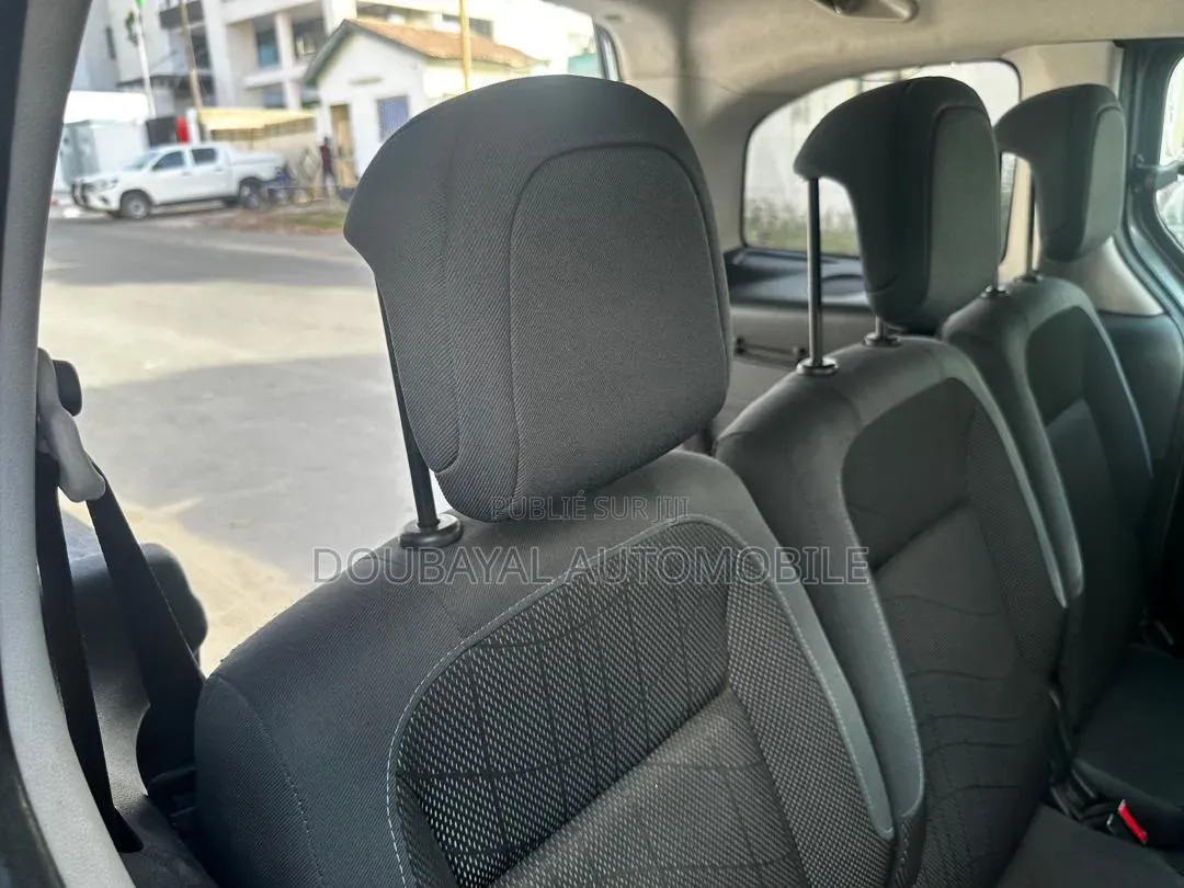 Peugeot Partner 2015 Gris