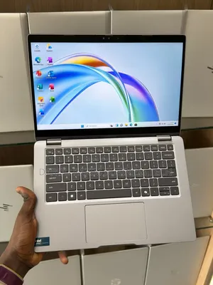 Nouveau Dell Latitude 5350 16GB Intel Core Ultra 7 SSD 256GB