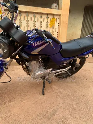 Nouveau Yamaha YBR 2021 Bleu