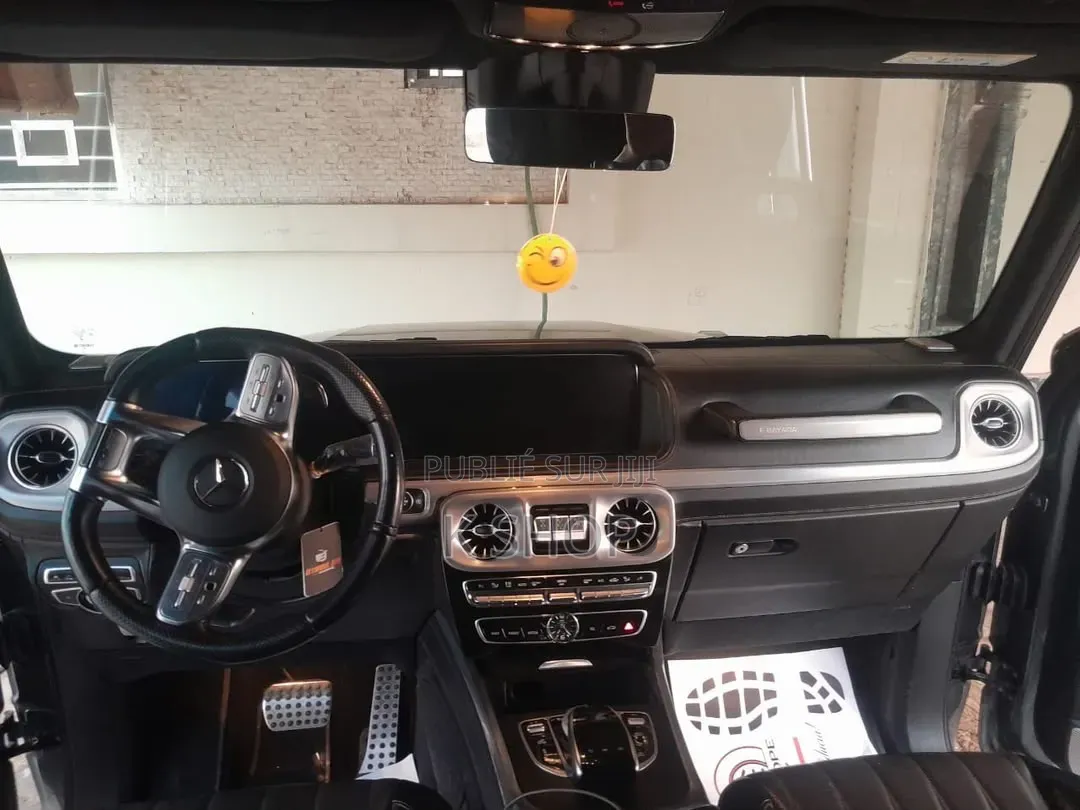 Mercedes-Benz G-Class 2024 Gris