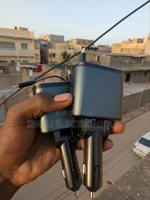 CHARGEUR ALLUME-CIGARE 4 EN 1 – Avec Cable Rétractabl