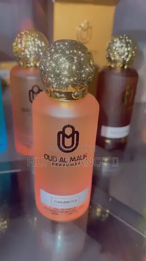 Parfums Oud Al Malick Disponible a Un Prix Abordable