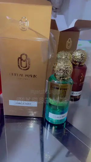 Parfums Oud Al Malick Disponible a Un Prix Abordable