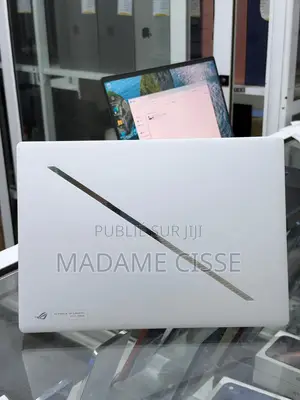 Nouveau Asus ROG Zephyrus G14 16GB AMD Ryzen 9 SSD 1T
