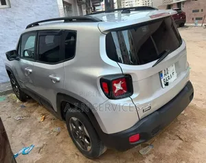 Jeep Renegade 2016 Gris