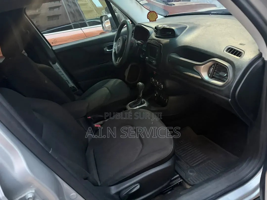 Jeep Renegade 2016 Gris