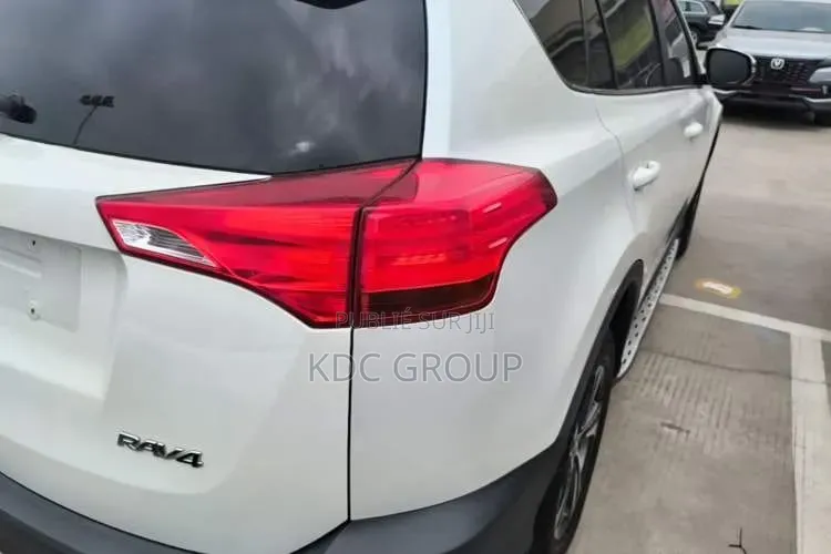 Toyota RAV4 2015 Blanc