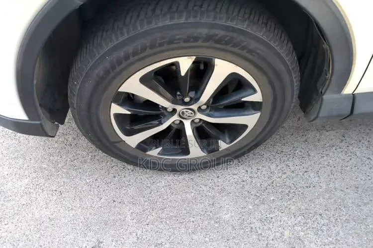 Toyota RAV4 2019 Blanc