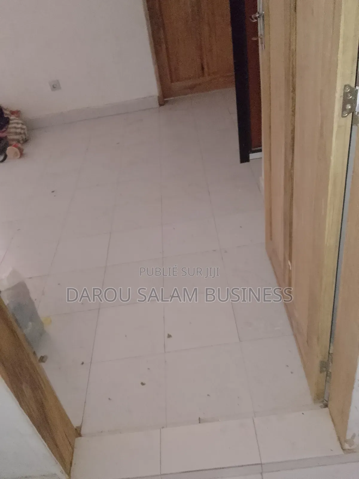 1chbre Studio dans Yoff à Louer