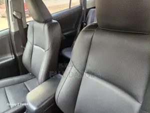 Toyota RAV4 2018 Noir