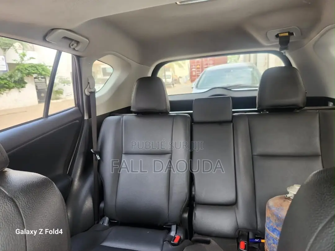 Toyota RAV4 2018 Noir