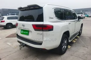 Toyota Land Cruiser 2022 Blanc