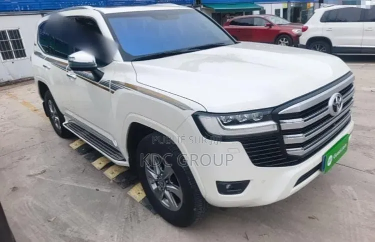 Toyota Land Cruiser 2022 Blanc