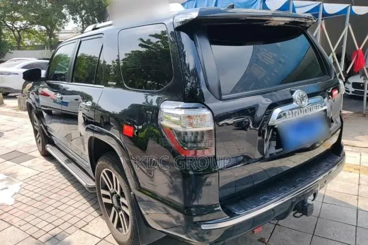 Toyota 4-Runner 2019 Noir
