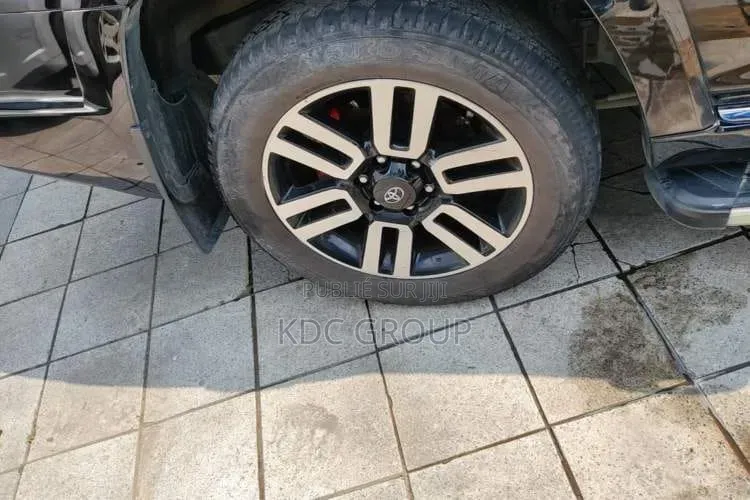 Toyota 4-Runner 2019 Noir