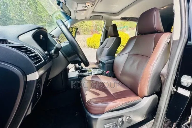 Toyota Land Cruiser Prado 2018 Noir