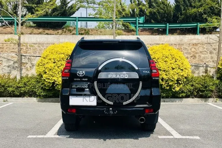 Toyota Land Cruiser Prado 2018 Noir