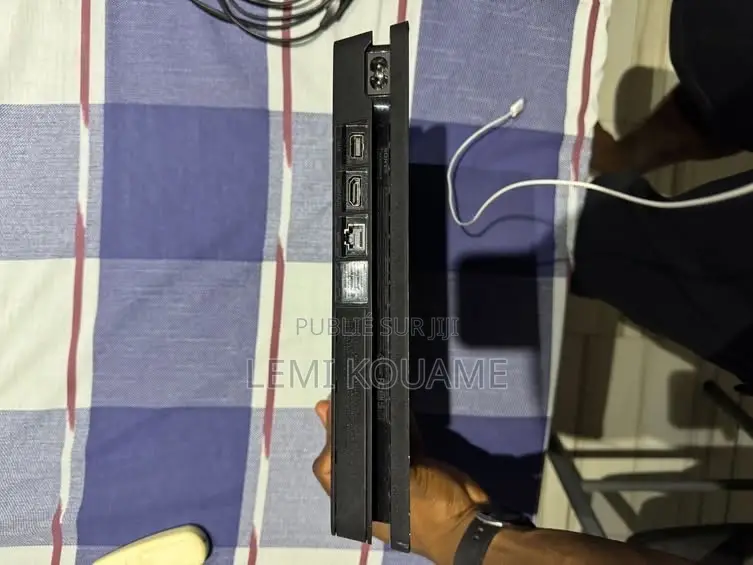 Ps4 Slim Casi Neuve