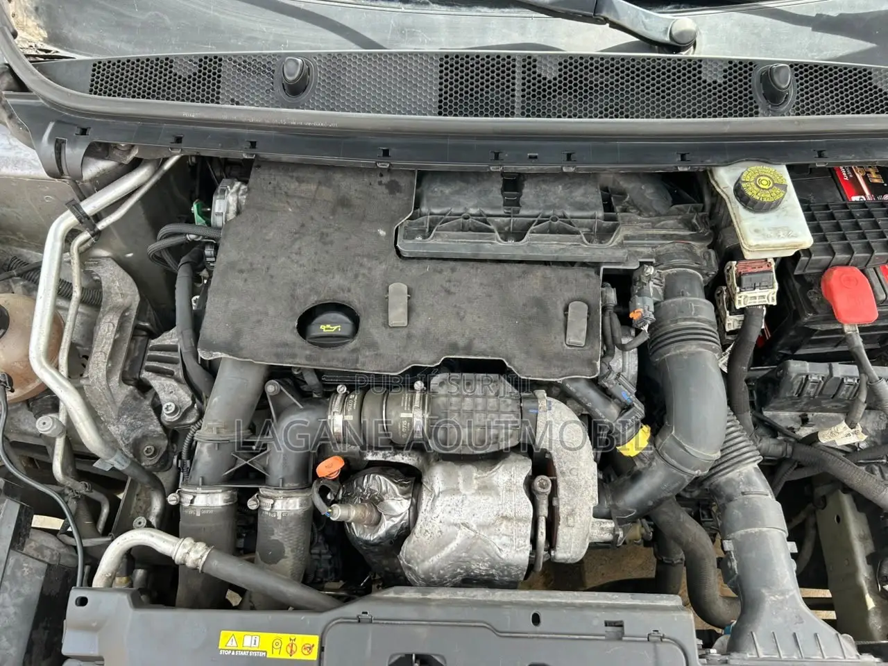 Peugeot 308 2018 Gris