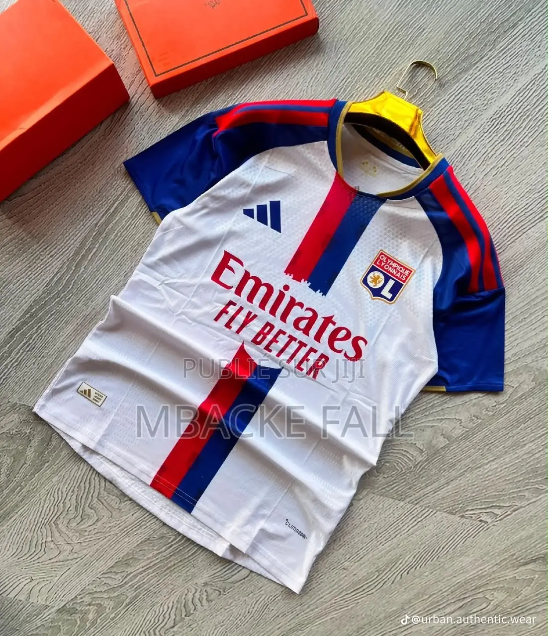 « Le Style Qui Fait La Différence : Découvrez Nos Maillots ! »